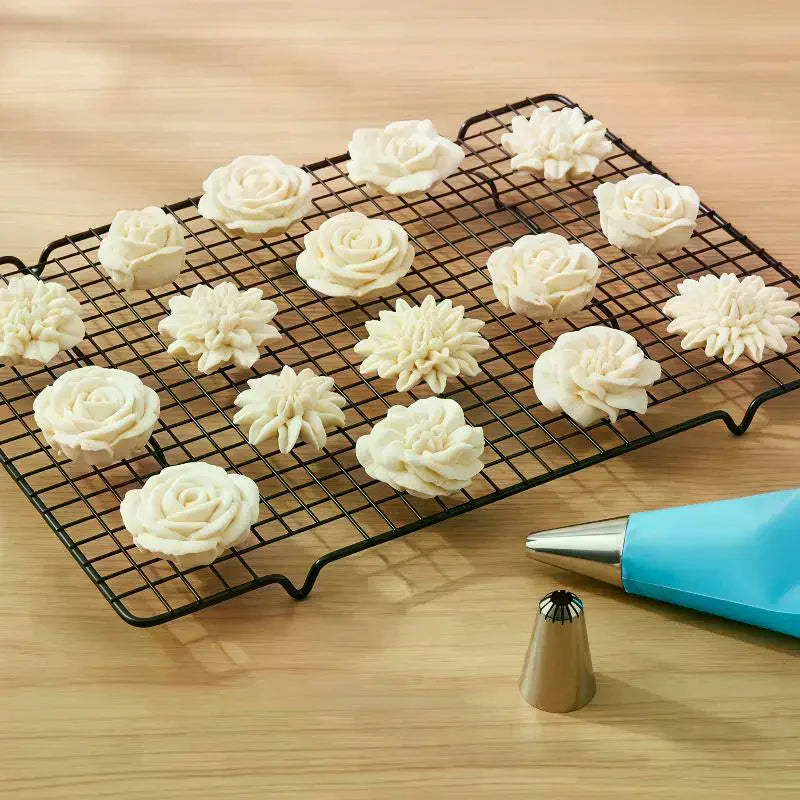 24-Piece Cake Decorating Piping Tips Set – Stainless Steel Cake Decorating Set SPOT