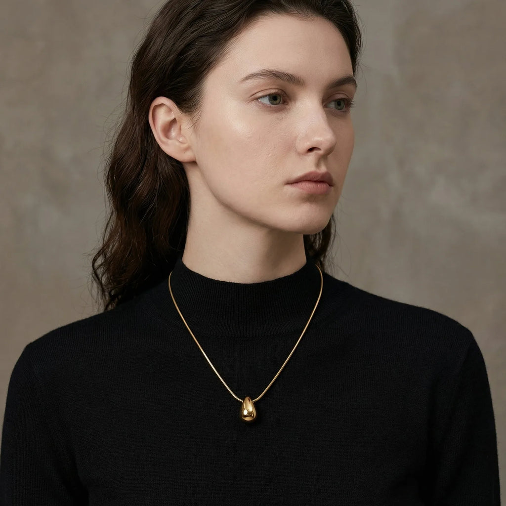 Water Droplet Pendant Necklace – Stainless Steel | Women's Gift Pendant Necklace SPOT