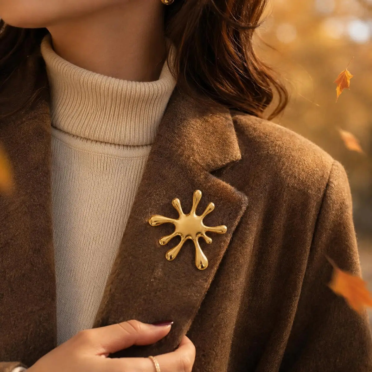 Meaeguet 18K Gold Plated Abstract Brooch Pin for Women Fashion Brooch Pin SPOT