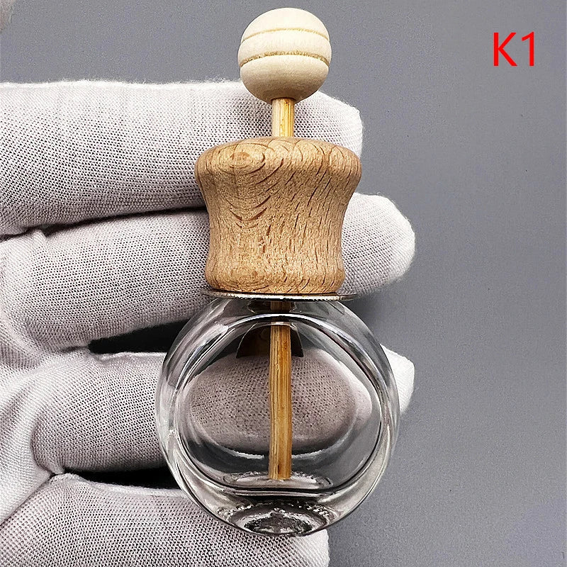 Car Vent Clip Essential Oil Diffuser – Glass Aromatherapy Bottle Car Vent Diffuser SPOT 01