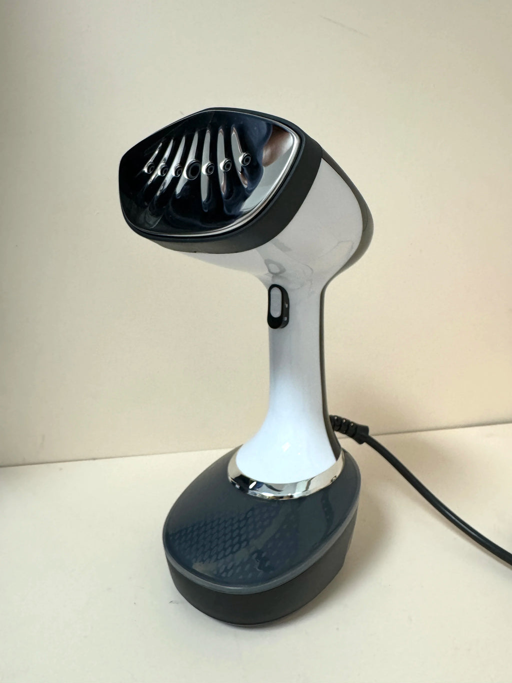 Portable Handheld Garment Steamer 1500W – Travel Steam Iron Garment Steamer SPOT