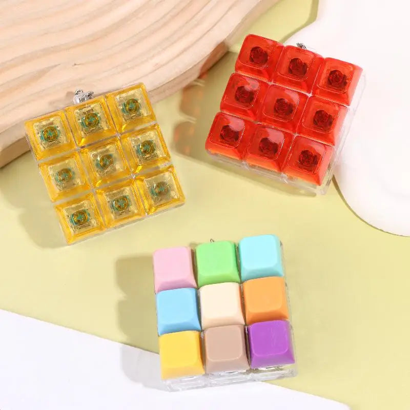 9-Key Mini Finger Keyboard Keychain – Clickable Fidget Toy Fidget Keychain Toy SPOT