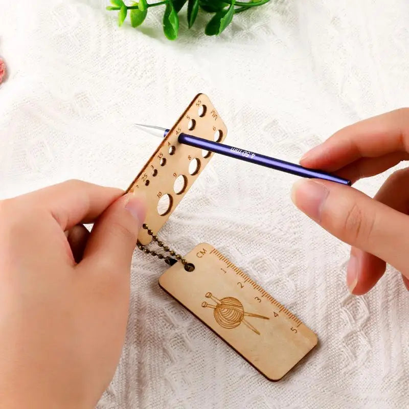 Wooden Knitting Gauge Ruler & Locking Stitch Markers Set Knitting Craft Tool SPOT