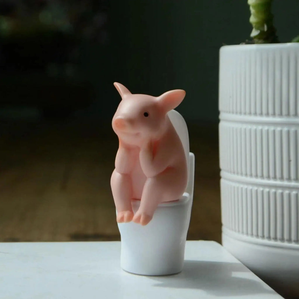 Cute Pig Toilet Figurine – Funny Desk & Home Décor Ornament Novelty Figurine SPOT