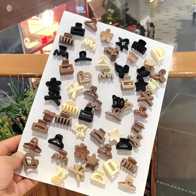 Beige Mini Hair Clips Mixed Pack – Small Cute Barrettes Mini Hair Clips SPOT 30 pieces