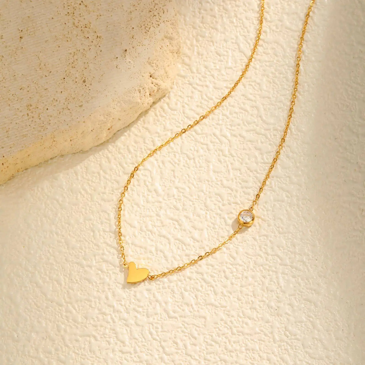 Bowtie Zirconia Choker Necklace – Gold Bow Knot Pendant Choker Necklace SPOT