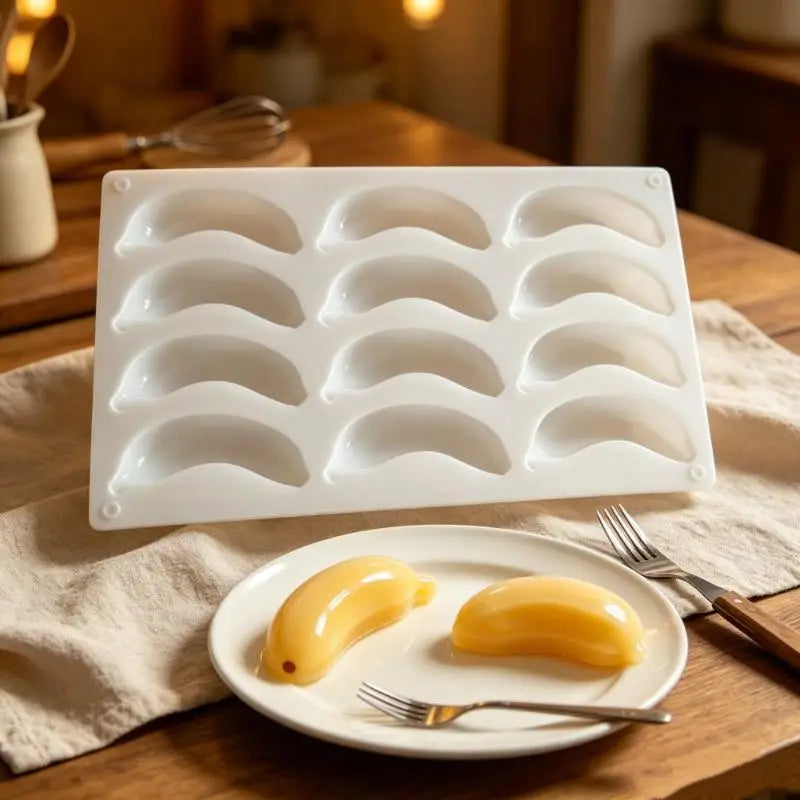 12-Cavity Banana Silicone Mold – BPA-Free Mousse Bakeware Silicone Baking Mold SPOT