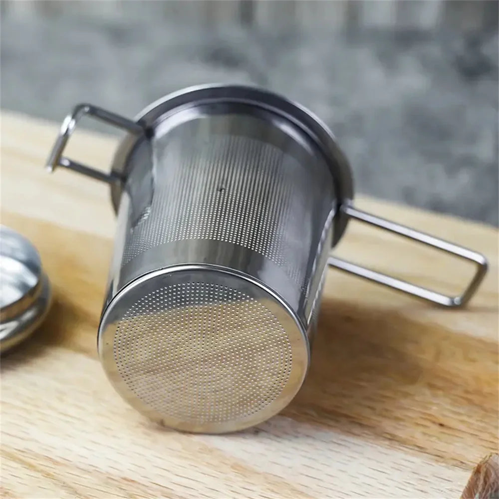 Stainless Steel Loose Tea Strainer with Folding Handle & Lid Tea Strainer SPOT