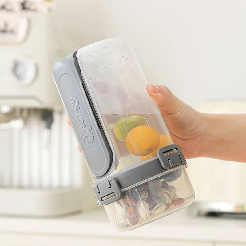 600ml Portable Salad Cup with Dressing Holder & Fork | Meal Prep Meal Prep Container SPOT