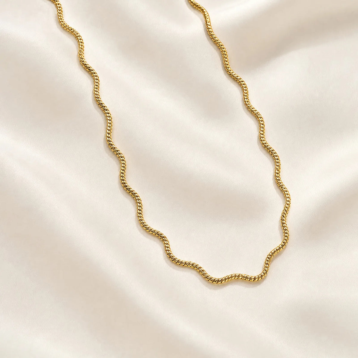 Twisted Snake Chain Choker – Waterproof Stainless Steel Necklace Chain Choker Necklace SPOT