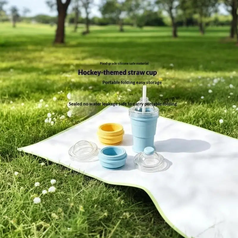 2-Pack Foldable Silicone Ice Ball Cup with Straw – Food Grade Silicone Ice Ball Cup SPOT