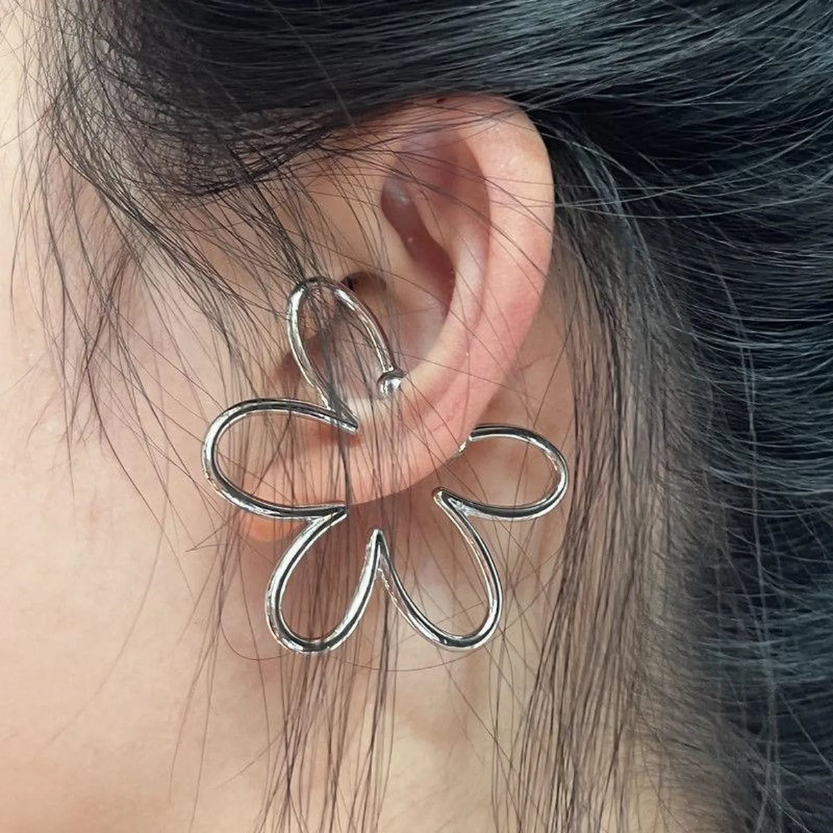 Flower Ear Cuff Non-Piercing 18K Gold Plated | Meaeguet Ear Cuff Earring SPOT
