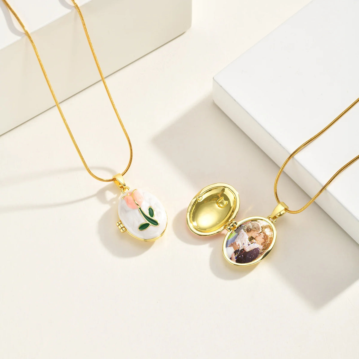 Custom Photo Enamel Flower Locket Necklace | 18K Gold Plated Locket Necklace SPOT