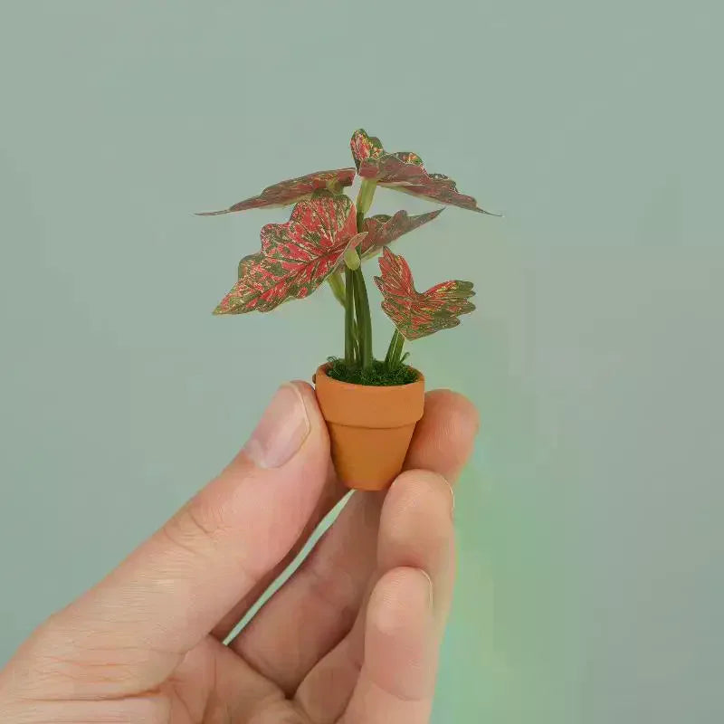 Miniature Taro Potted Plant – 1:12 Dollhouse Ornament Decor Miniature Plant Ornament SPOT