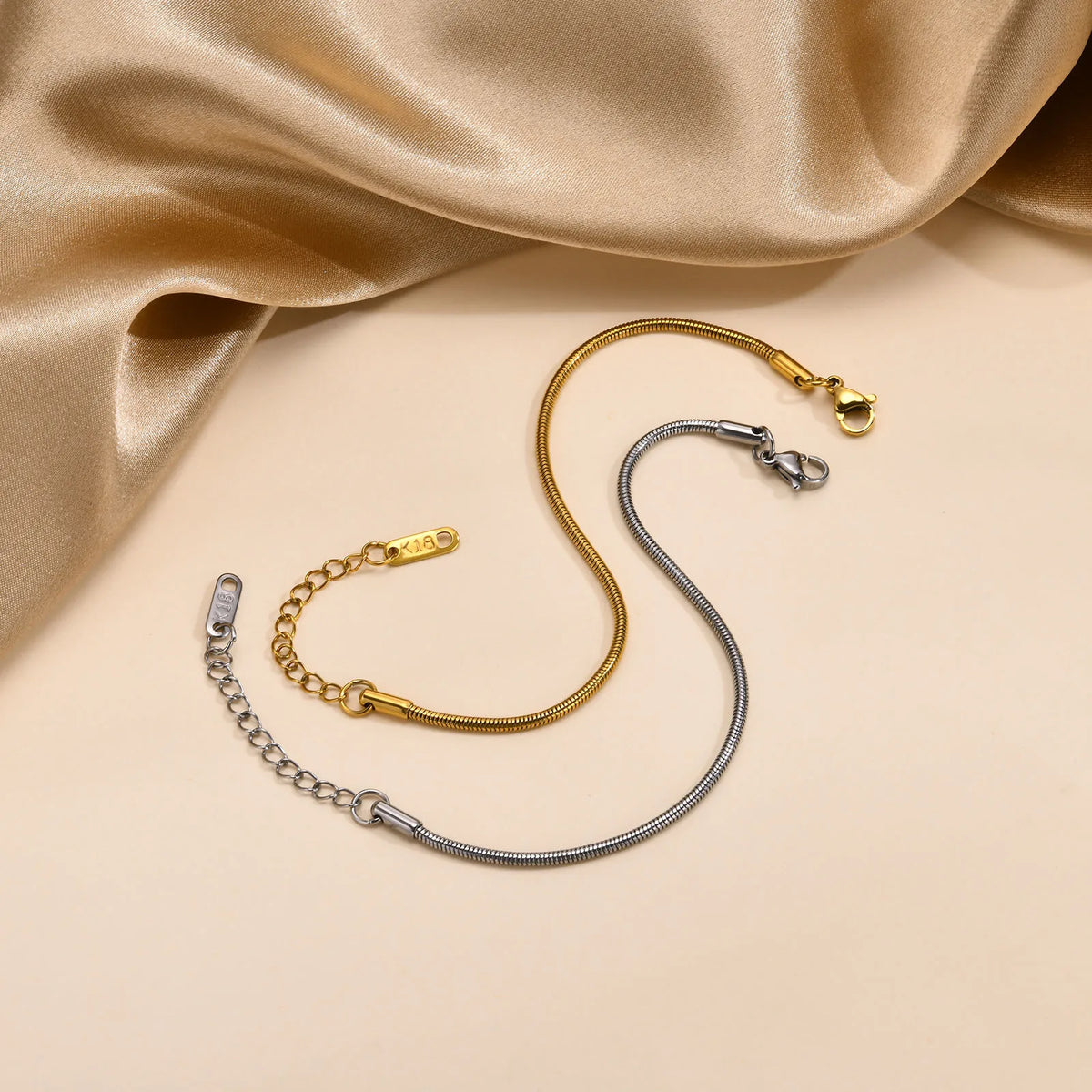 Women's Snake & Herringbone Chain Bracelet – 18K Gold Plated Chain Link Bracelet SPOT