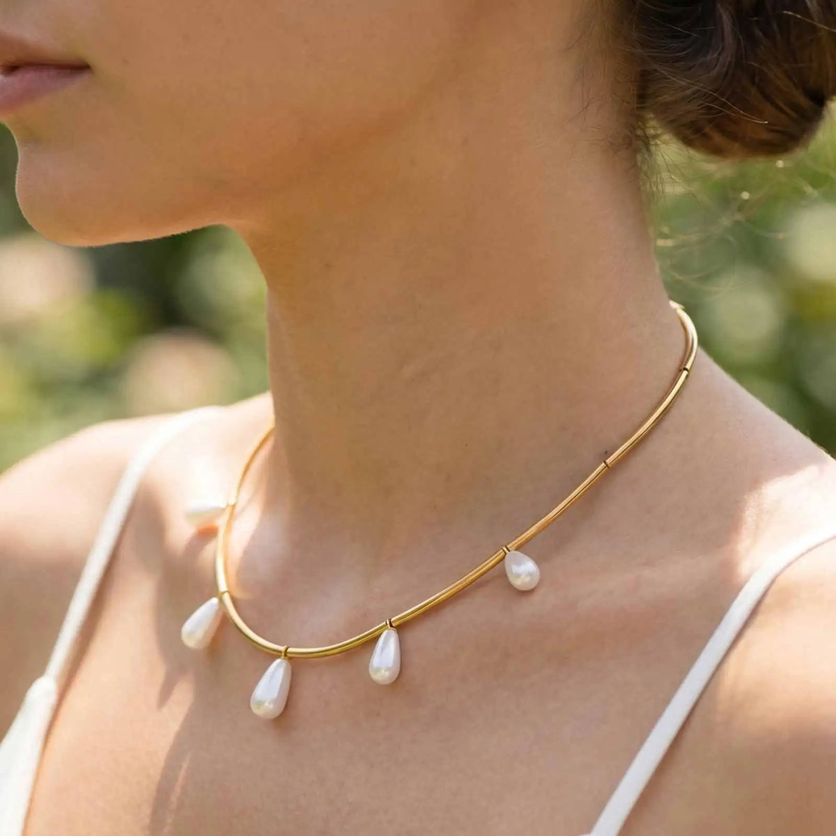 Teardrop Pearl Tube Chain Necklace – Gold Stainless Steel Pearl Chain Necklace SPOT