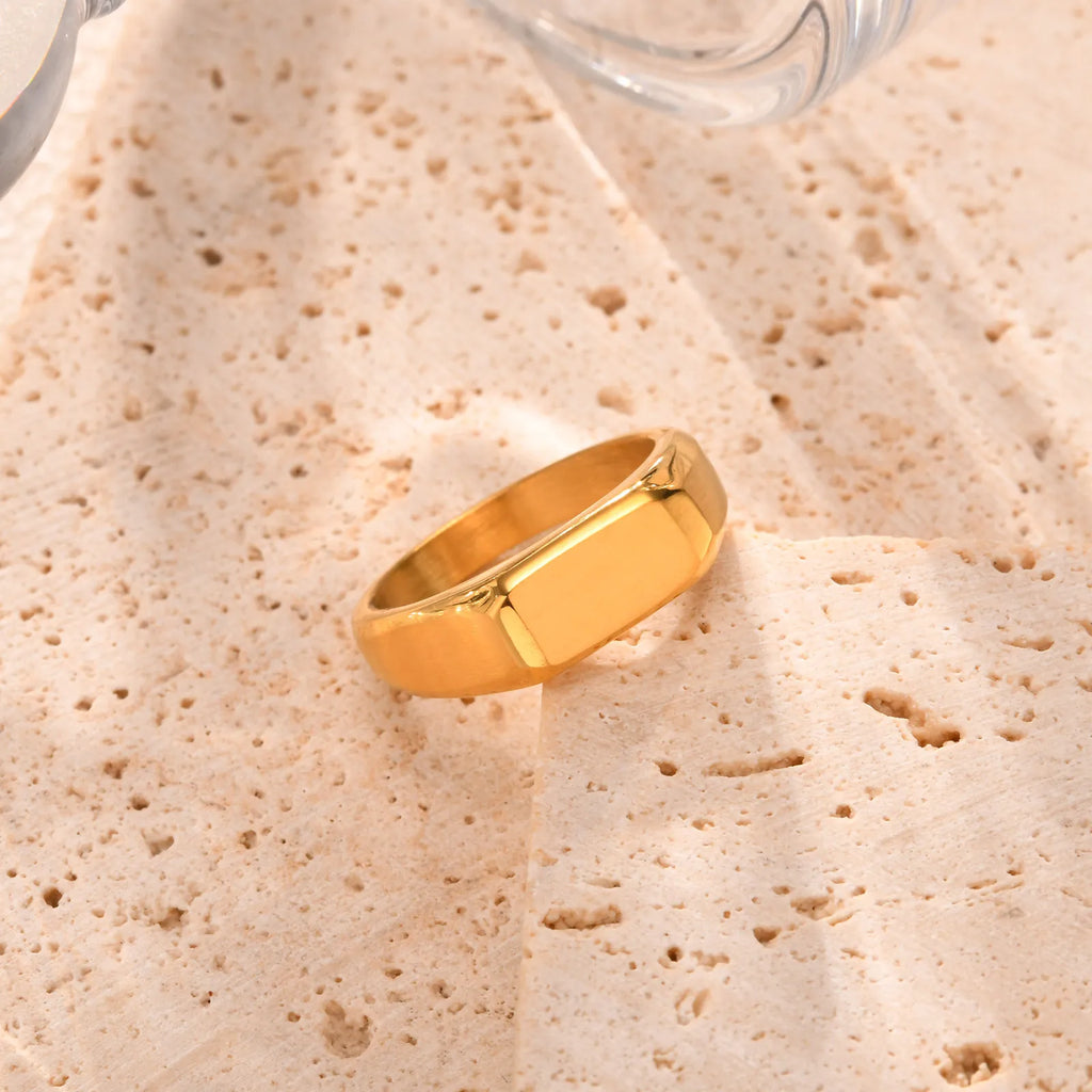 Custom Women's Signet Ring – Personalized Name Stackable Ring Personalized Signet Ring SPOT