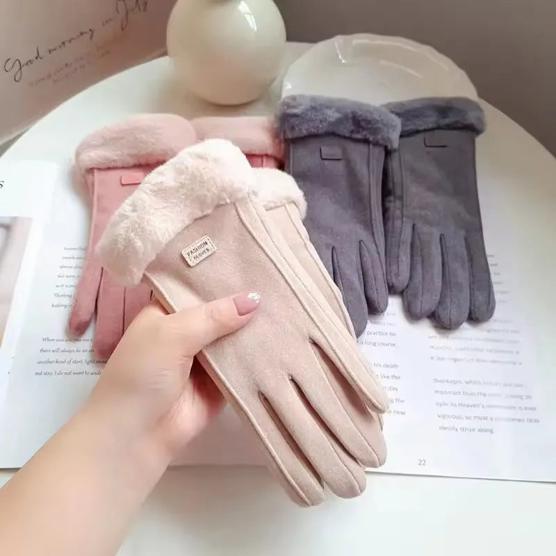 Women's Beige Touchscreen Winter Gloves – Plush Lined & Warm Winter Touchscreen Gloves SPOT