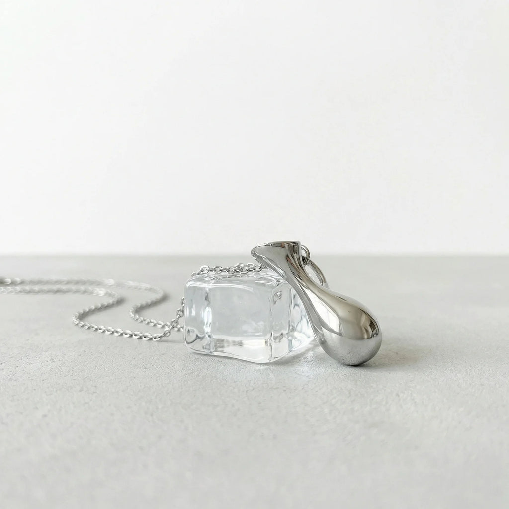 Meaeguet Vase Pendant Long Necklace | Silver Thin Chain Pendant Necklace SPOT