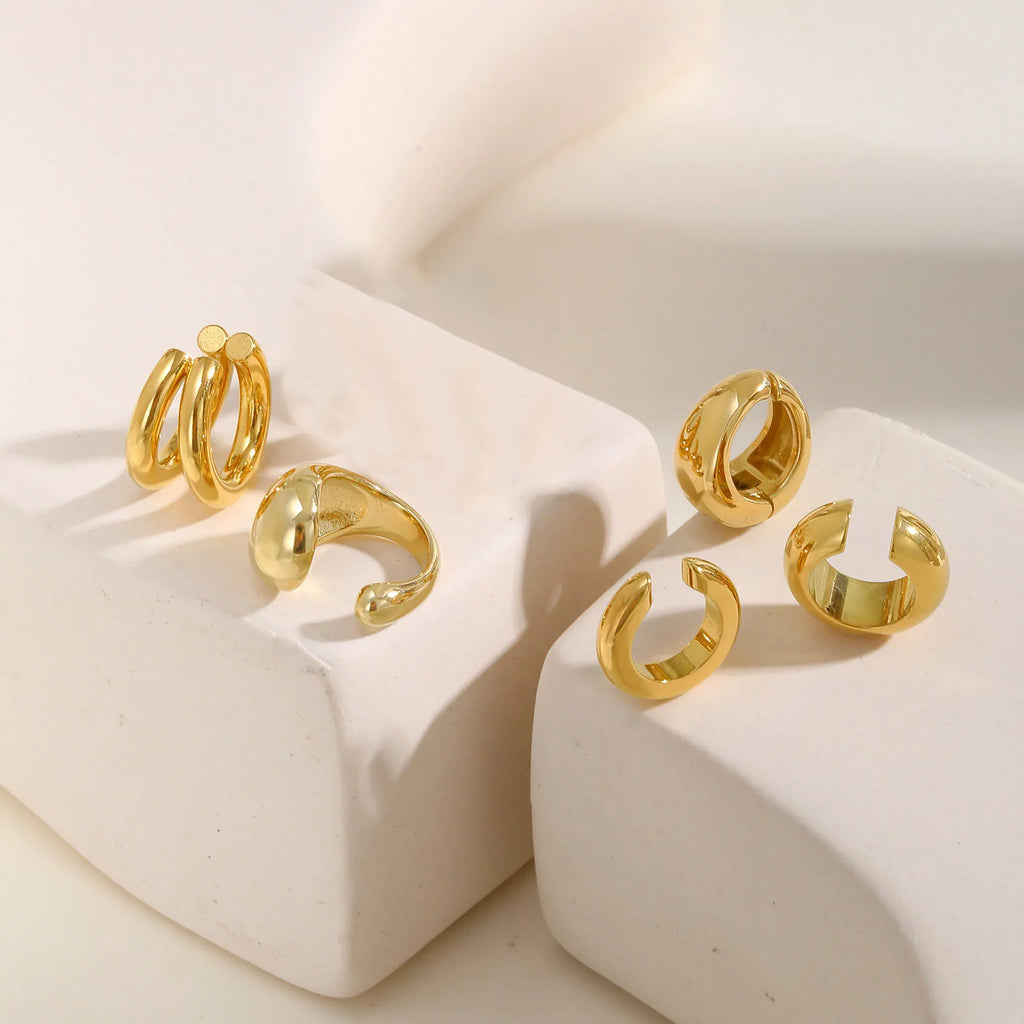 Chunky C-Shape Ear Cuff – 18K Gold PVD, No Piercing Needed Ear Cuff Earring SPOT