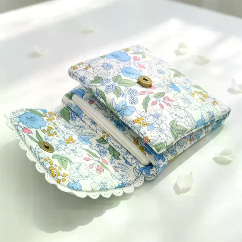Floral Lace Sanitary Pad Pouch – Discreet Period Storage Bag Period Storage Pouch SPOT