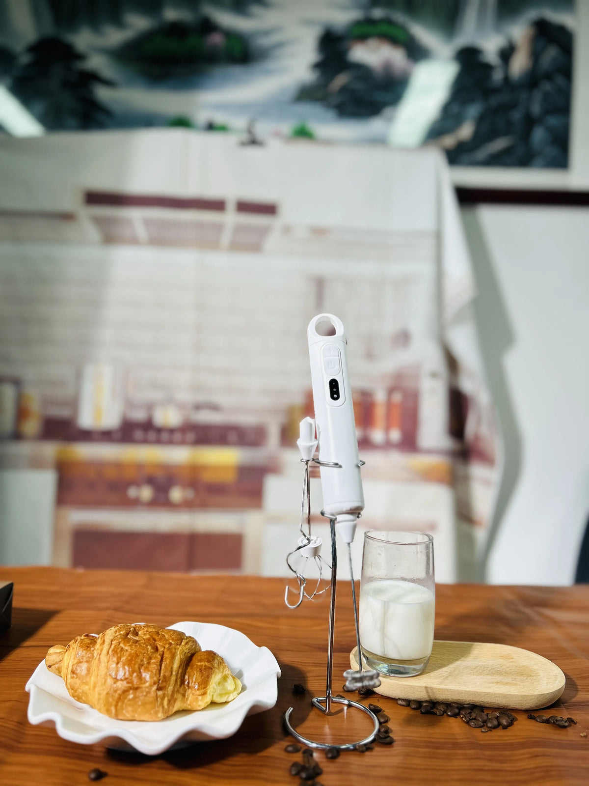 USB Rechargeable Handheld Milk Frother with Stand & Whisk Milk Frother SPOT