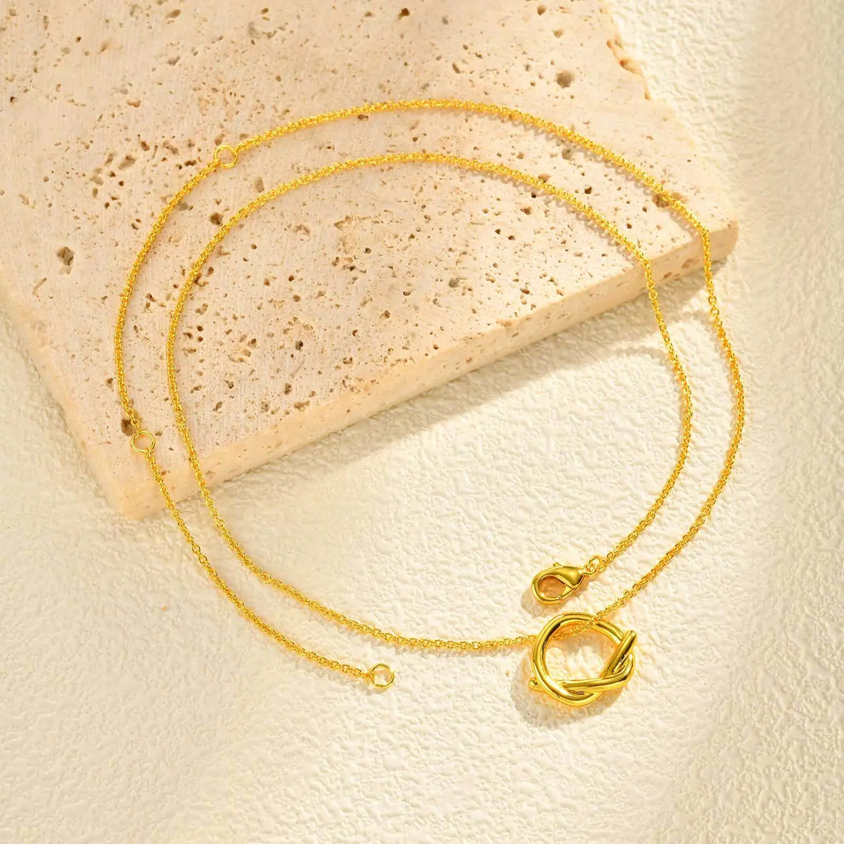 Minimalist Hollow Knot Pendant Necklace – Gold Women's Jewelry Pendant Necklace SPOT