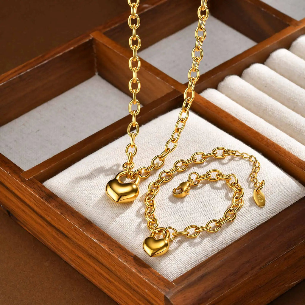 Heart Pendant Bracelet – 18K Gold Plated Stainless Steel Chain Link Bracelet SPOT