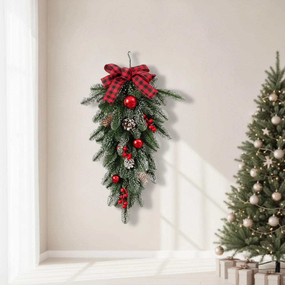 Teardrop Christmas Swag – Artificial Evergreen Hanging Decor Christmas Swag Decor SPOT