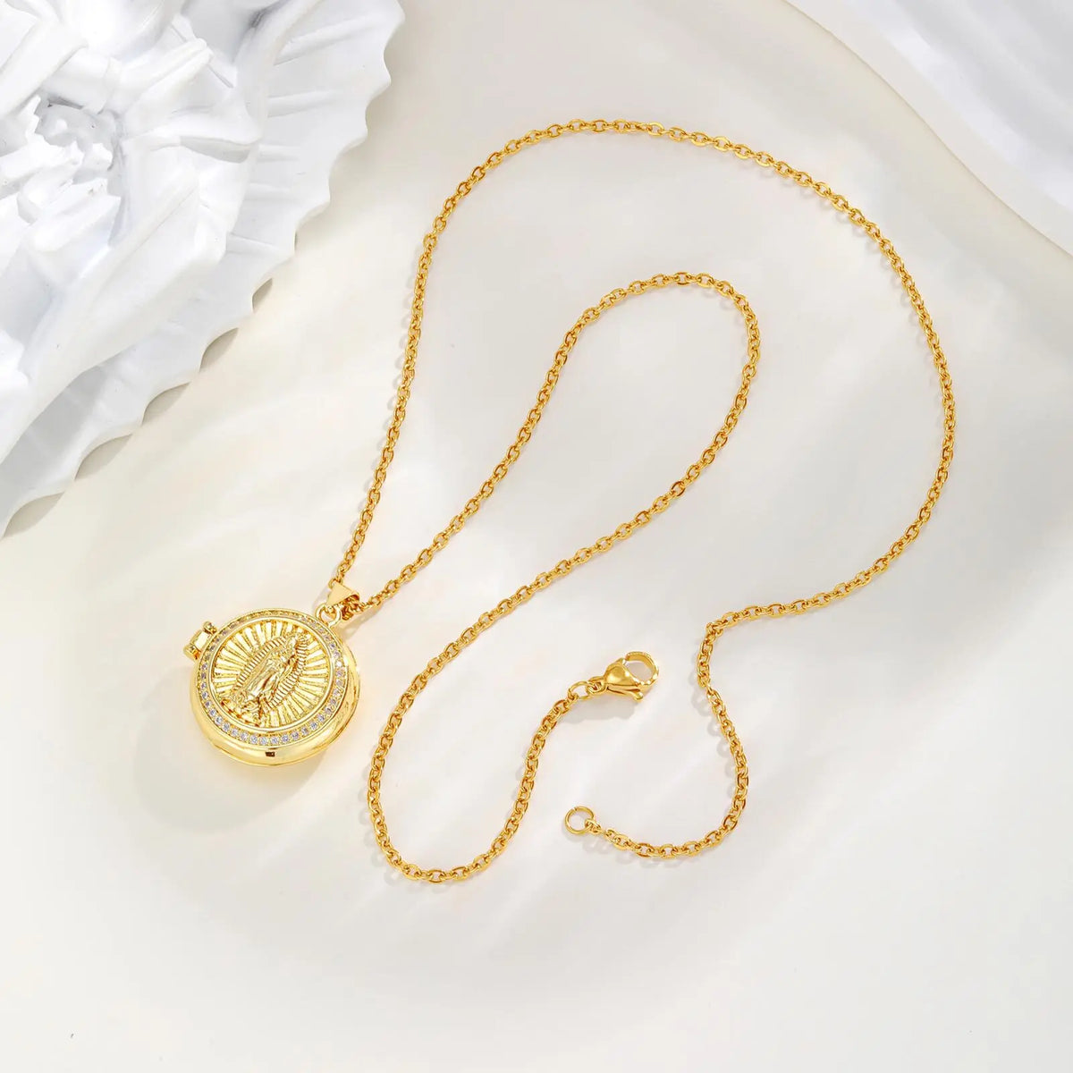 Round Zircon Virgin Mary Pendant Necklace – Gold Adjustable Chain Pendant Necklace SPOT