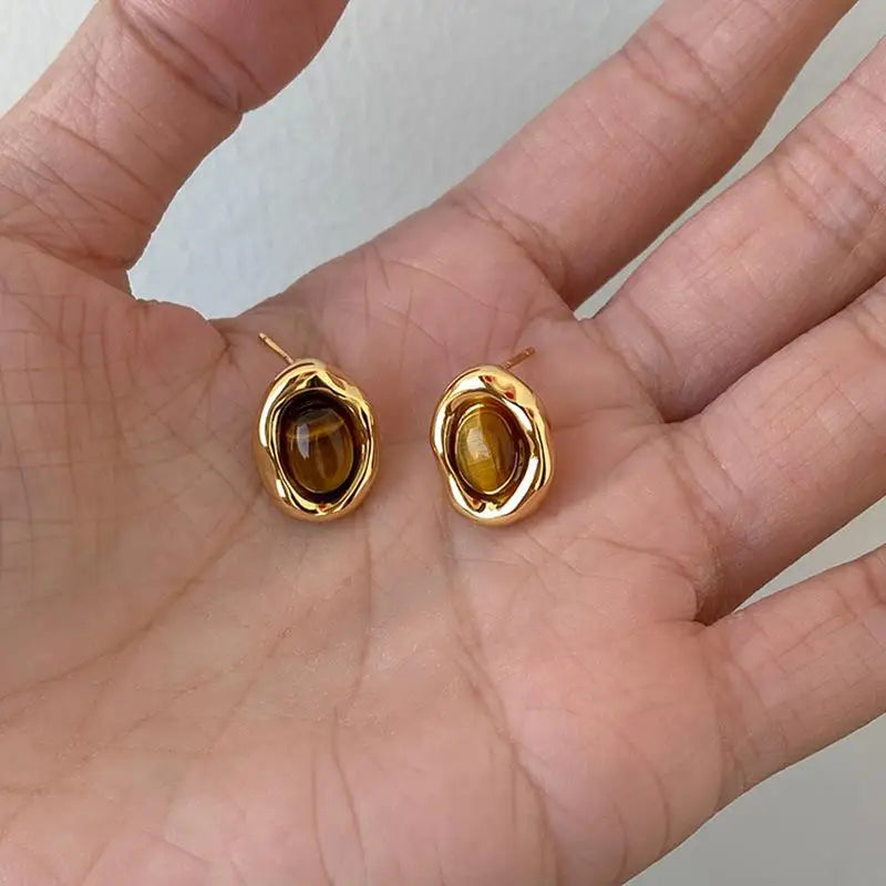 Tiger Eye Stone Bead Necklace – Unisex Fashion Jewelry Stone Bead Necklace SPOT