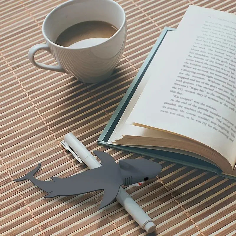 3D Shark Bookmark – Creative Plastic Page Marker for Readers Novelty Bookmark SPOT