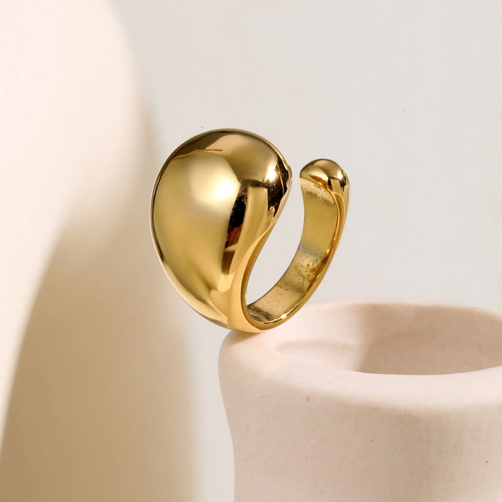Chunky C-Shape Ear Cuff – 18K Gold PVD, No Piercing Needed Ear Cuff Earring SPOT