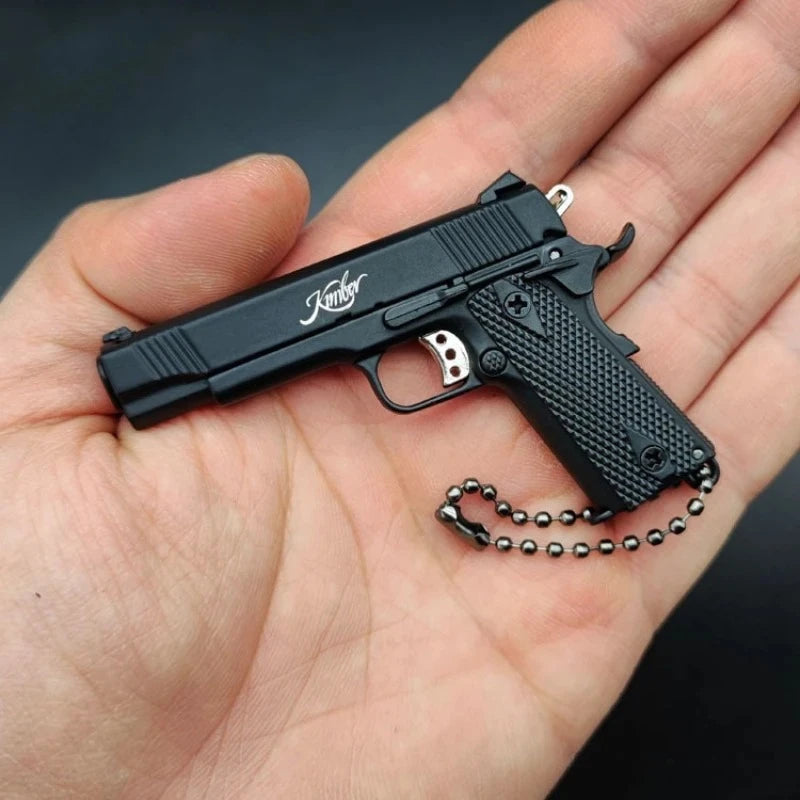 Mini Metal 1911 Pistol Model 1:3 Scale Keychain Collectible Toy Metal Collectible Model SPOT