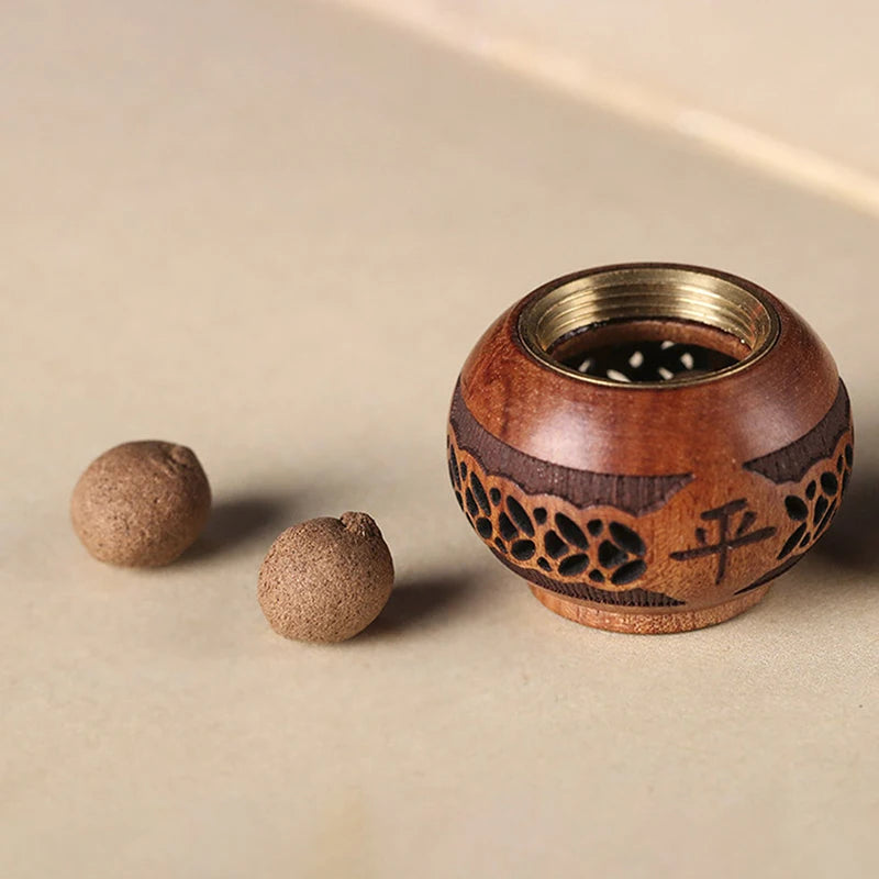 Wood Hollow Carved Aromatherapy Diffuser Bottle Car Pendant Aromatherapy Diffuser Pendant SPOT