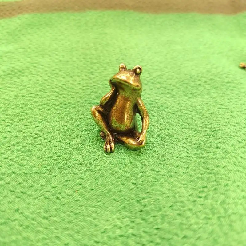 Zen Meditation Frog Statue – Antique Alloy Tea Table Decor Decorative Figurine SPOT A4