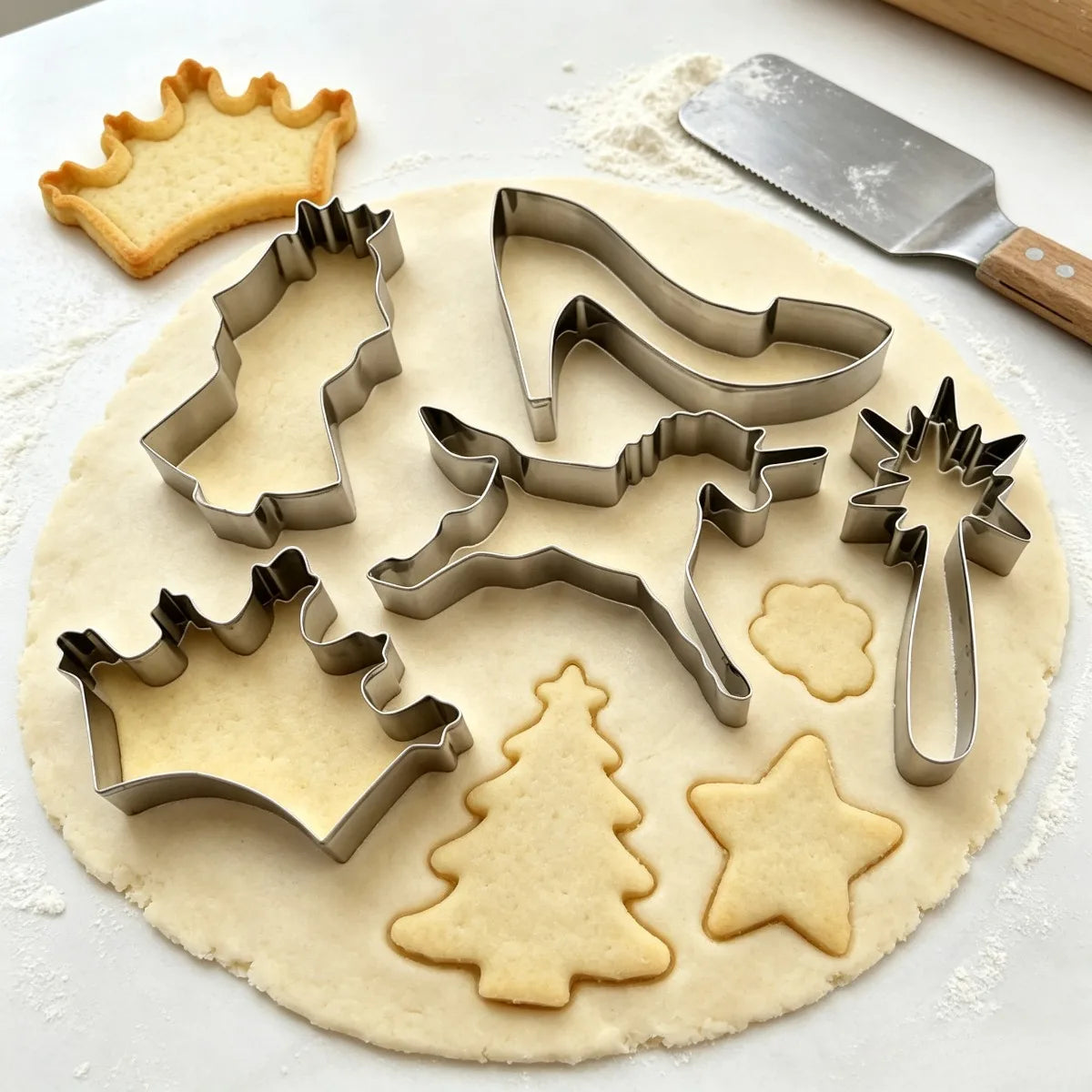 5-Piece Christmas Cookie Cutter Set – Stainless Steel Baking Cookie Cutter Set SPOT