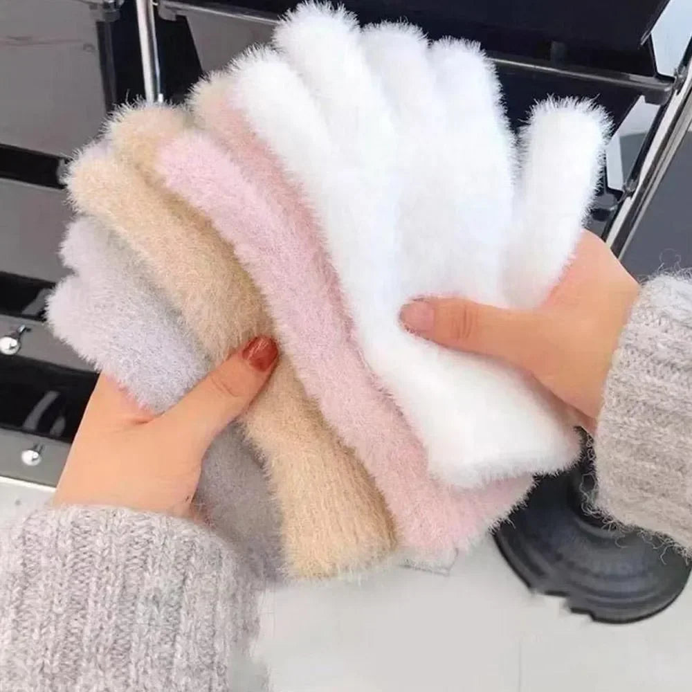 Faux Mink Fur Plush Winter Gloves – Unisex Warm Full Finger Winter Gloves SPOT
