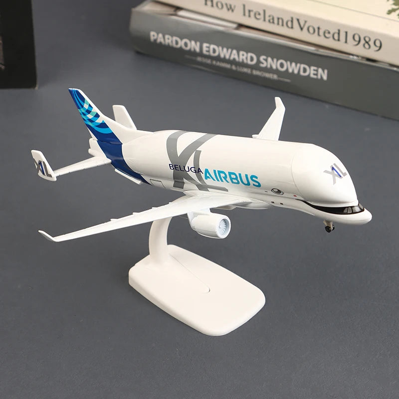 Airbus Beluga A300-600ST Die-Cast Model 1:200 Scale – 20cm Die-Cast Aircraft Model SPOT