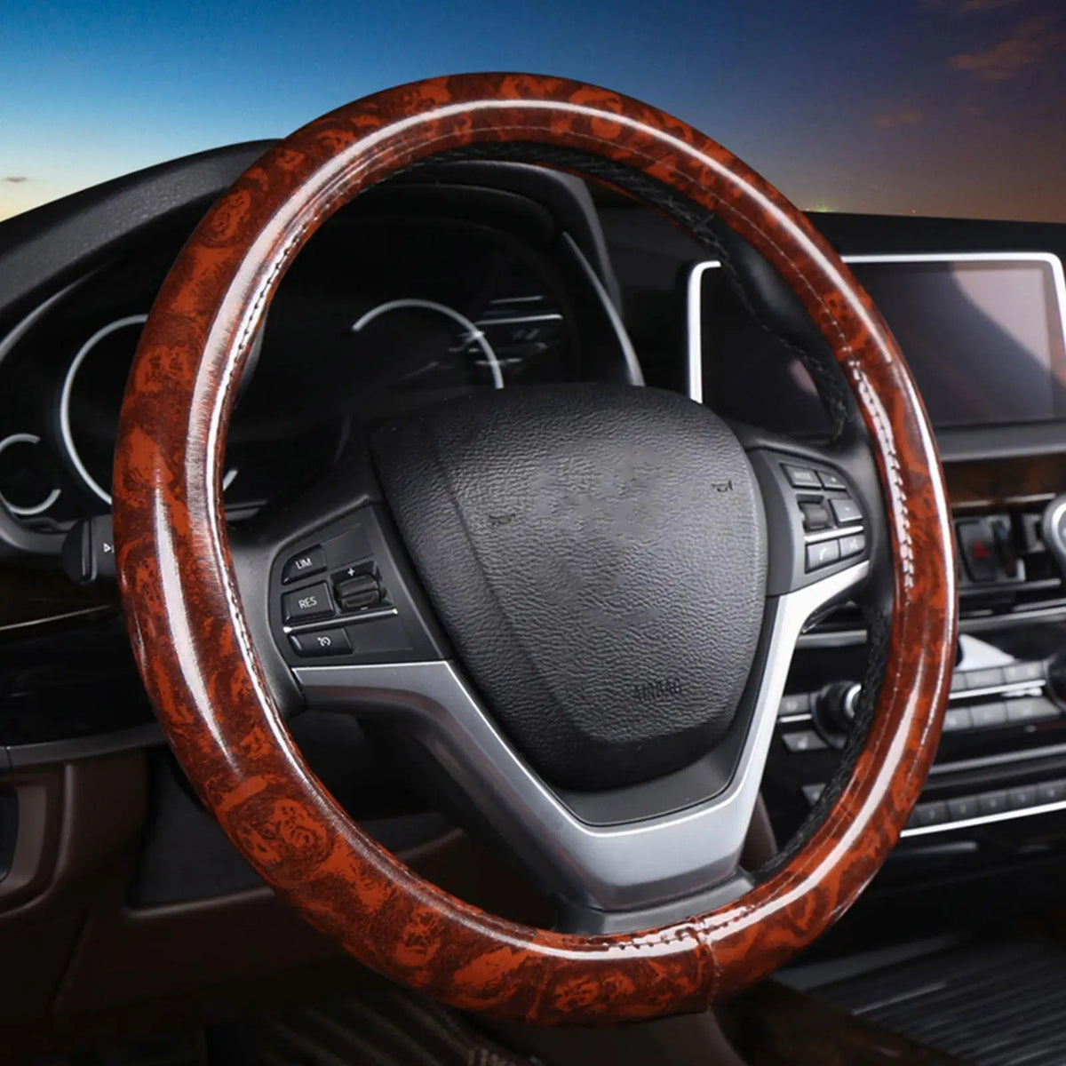 Universal 38cm Wood Grain Steering Wheel Cover – Anti-Slip Steering Wheel Cover SPOT