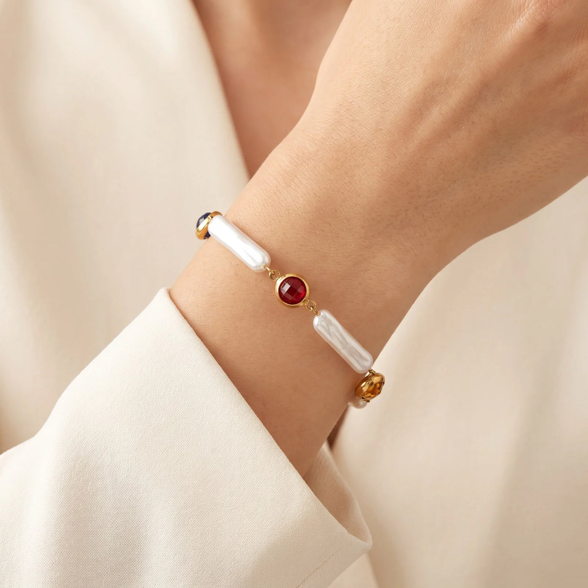 Women's Pearl & CZ Link Bracelet – 18K Gold Plated Steel CZ Link Bracelet SPOT