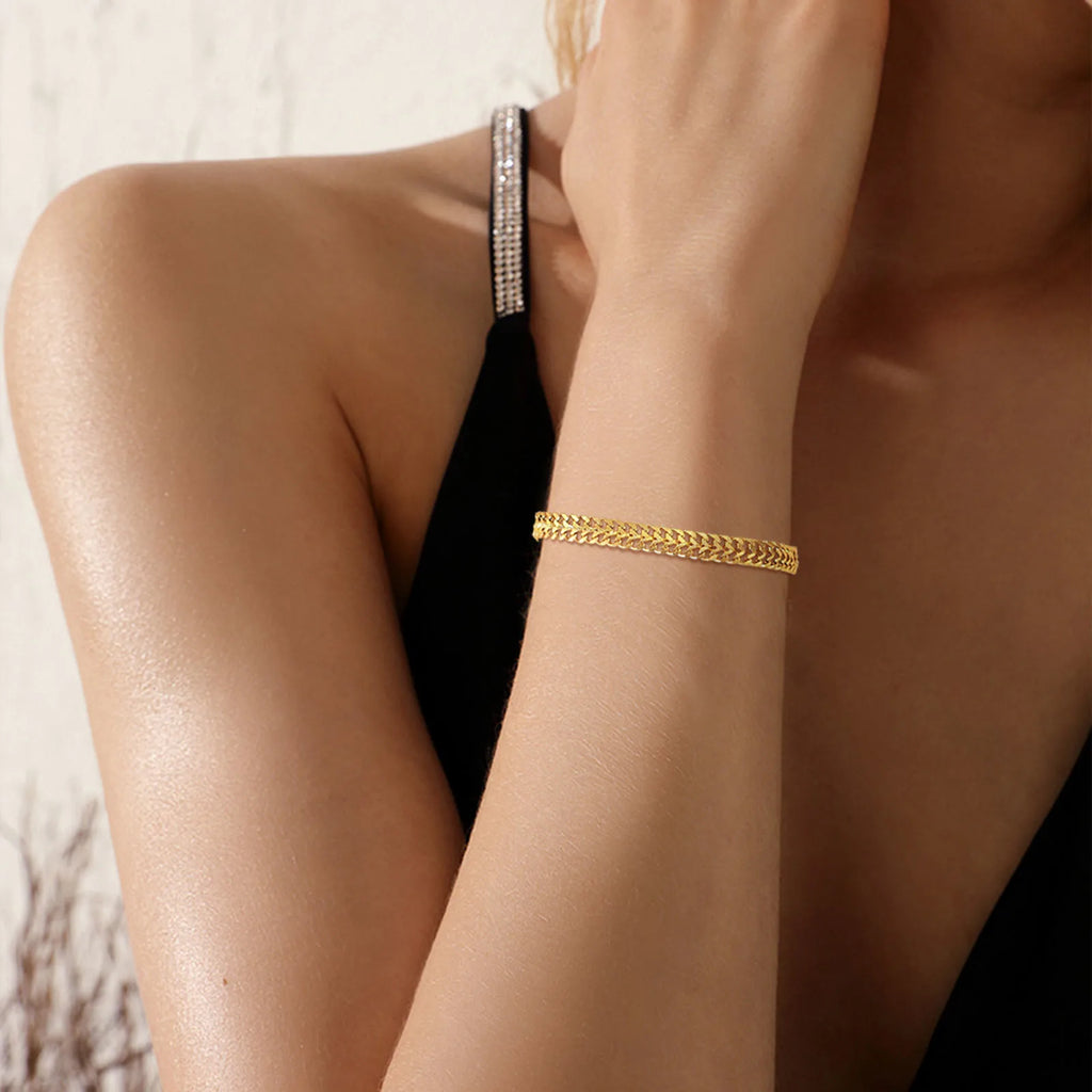 Meaeguet Vintage Mesh Link Bracelet – Women's Stainless Steel Fashion Bracelet SPOT