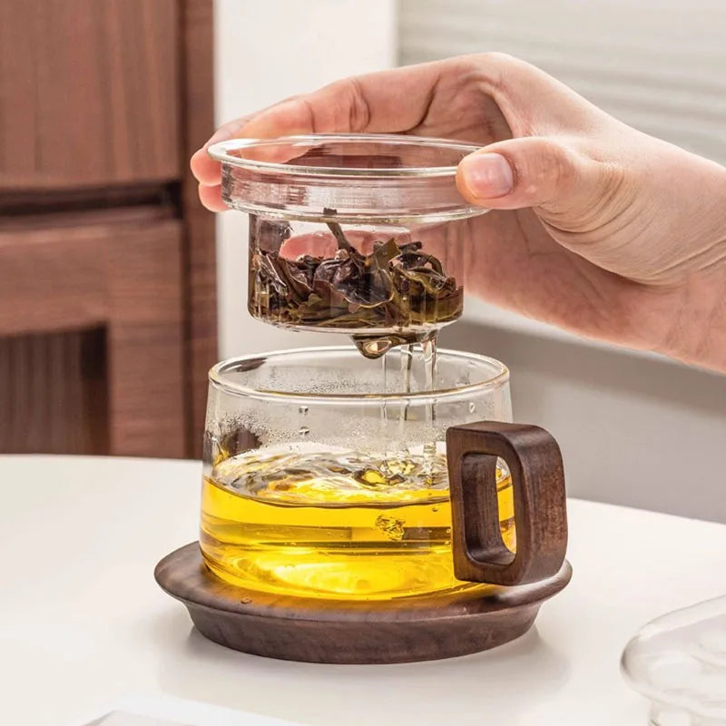 200ml Heat-Resistant Glass Tea Cup with Filter & Wood Handle Glass Tea Cup SPOT