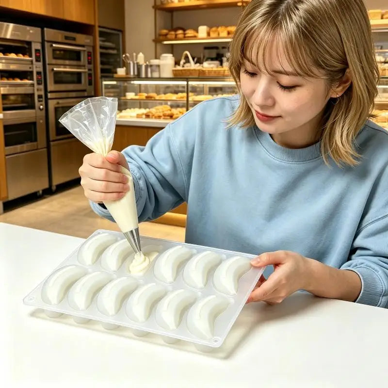 12-Cavity Banana Silicone Mold – BPA-Free Mousse Bakeware Silicone Baking Mold SPOT