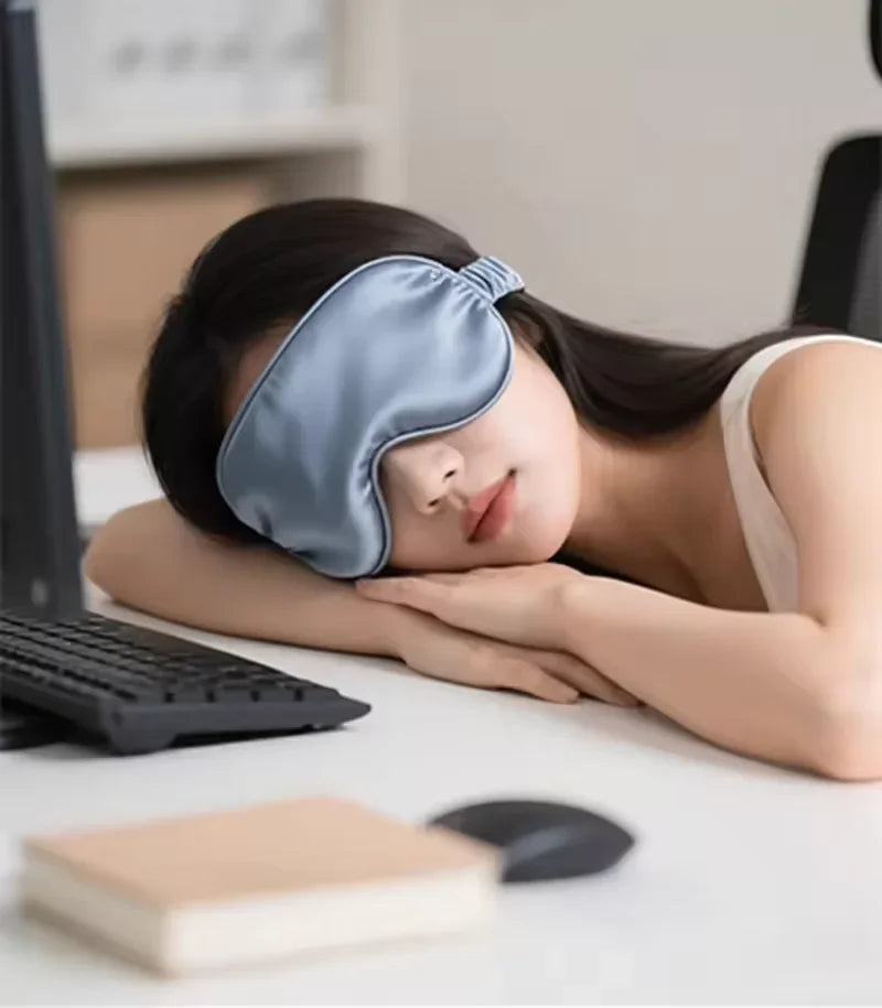 Silk Sleep Eye Mask – Light Blocking Travel Eye Shade Sleep Eye Mask SPOT