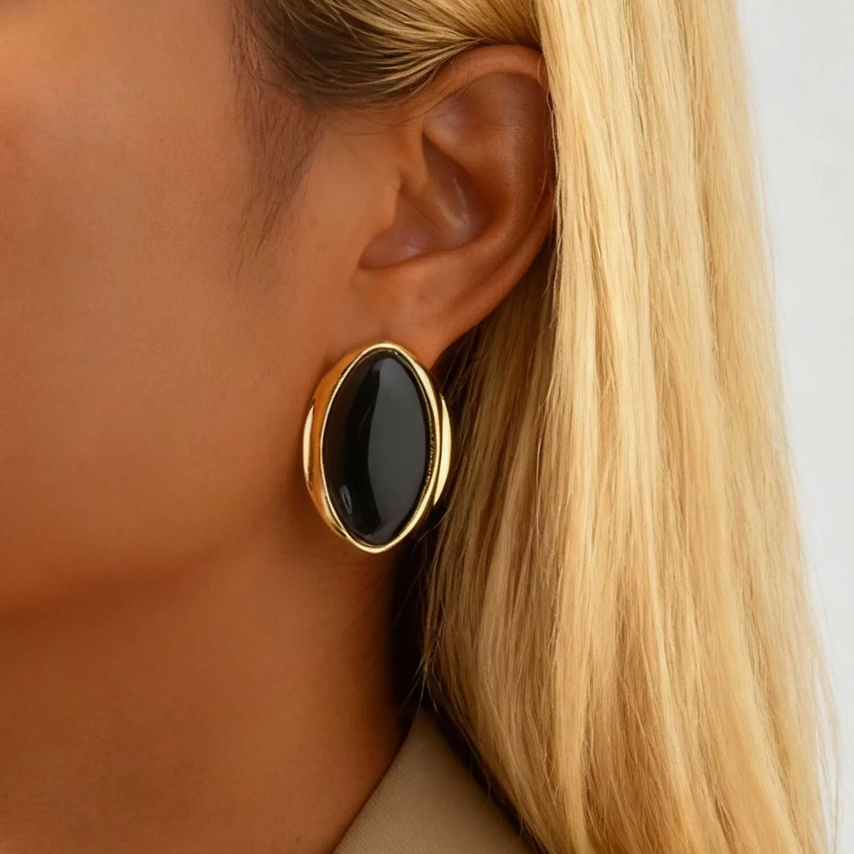 Meaeguet Geometric Resin Stud Earrings – Retro Ellipse Fashion Stud Earrings SPOT