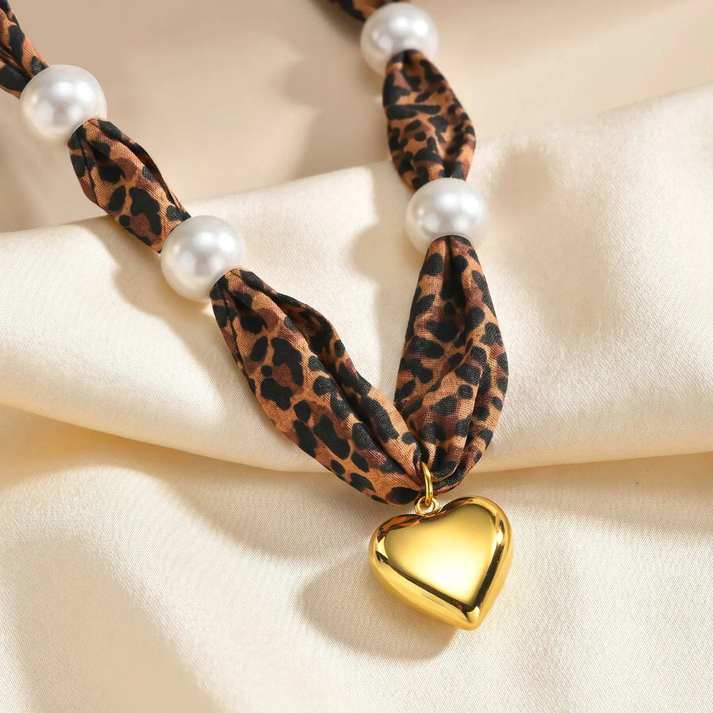 Leopard Scarf Necklace – 18K Gold Heart Pendant, Hypoallergenic Pendant Scarf Necklace SPOT
