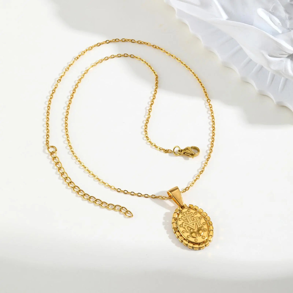 Zirconia Virgin Mary Pendant Necklace – Catholic Gift for Women Pendant Necklace SPOT