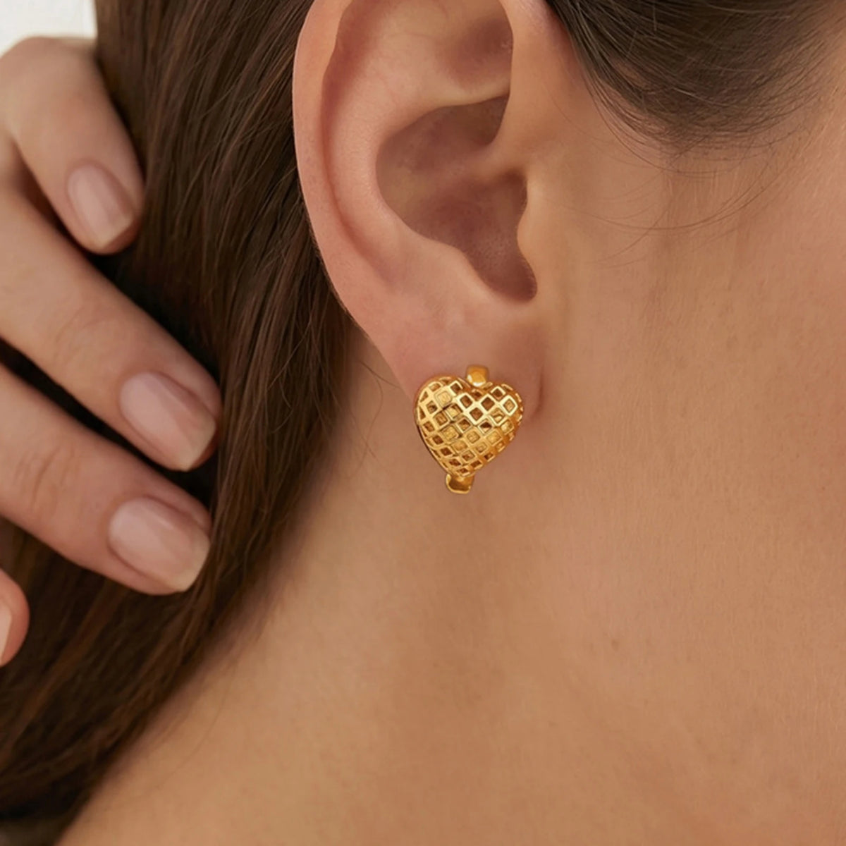 18K Gold Plated 3D Puffy Heart Huggie Hoop Earrings | Minimalist Huggie Hoop Earrings SPOT