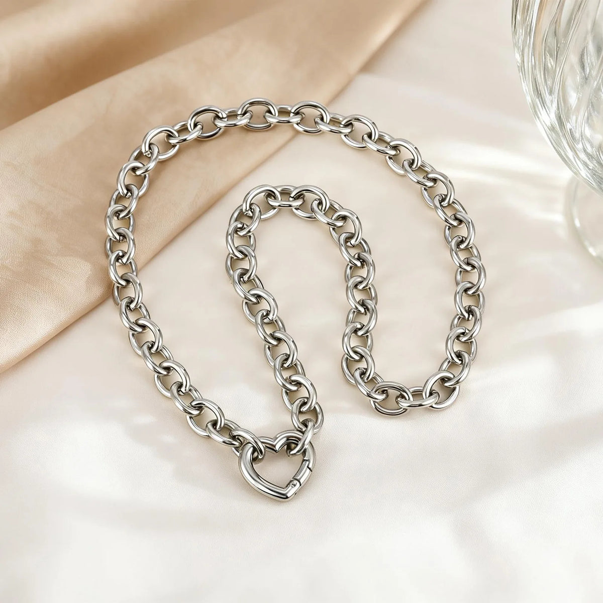 Stainless Steel Heart Clasp Choker – Chunky Curb Chain Necklace Choker Necklace SPOT